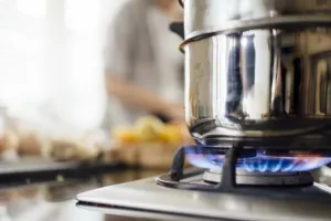 Na aukciji za struju i plin gotovo 13.000 slovenskih kućanstava