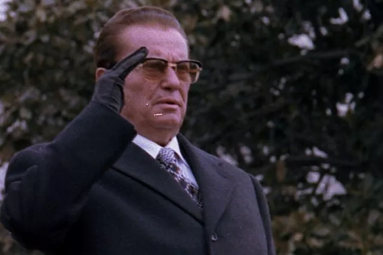 Gradsko vijeće Karlovca preimenovalo Trg Josipa Broza u Trg hrvatskih branitelja