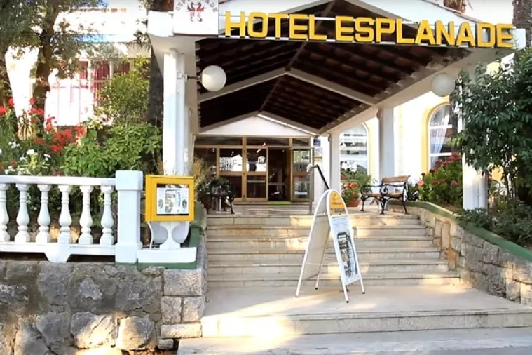 Preuređena crikvenička Esplanada primila prve goste