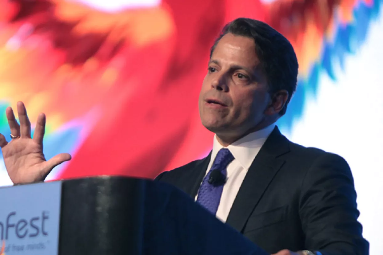 Scaramucci nema sreće, nakon Bijele kuće i supruge, otpisao ga Harvard