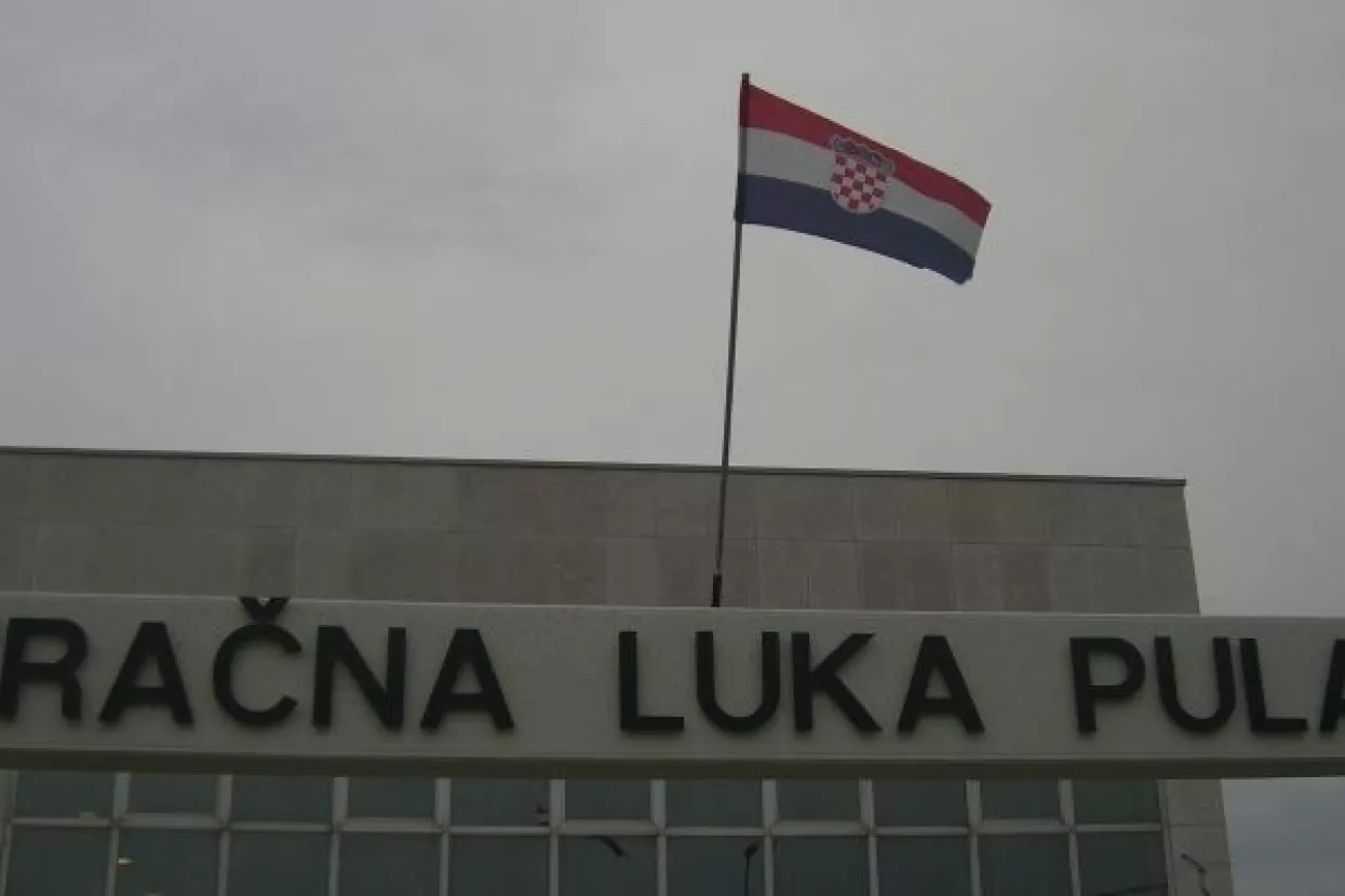 Zračna luka Pula ru&scaron;i rekorde