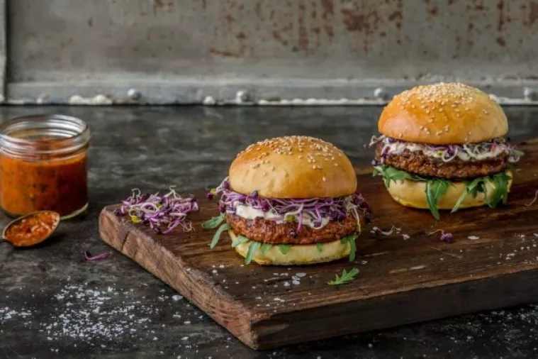 Švicarski trgovački lanac kreće s prodajom hrane od crva