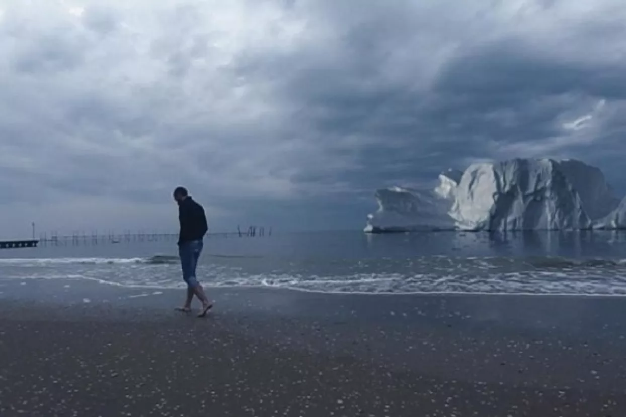 Pretrčao je cijeli SAD, preveslao Atlantik, a sada želi godinu dana života na ledenoj santi