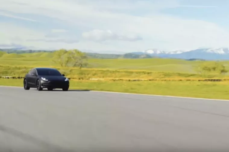 VIDEO: Model 3 - Stiglo je prvo masovno električno vozilo