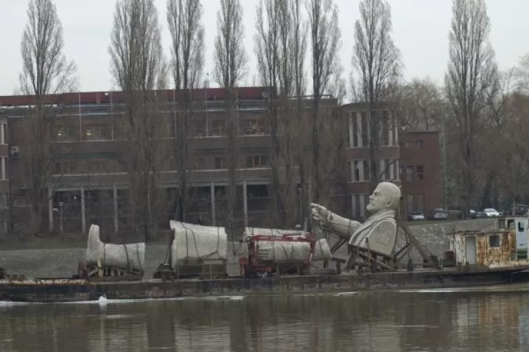 Ukrajina uklonila svih 1320 statua Lenjina