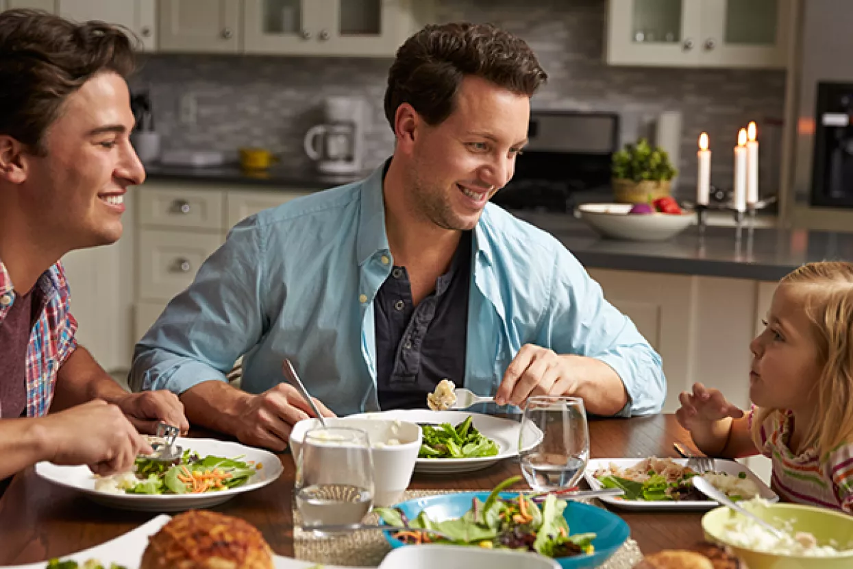 Odrastanje u istospolnim i raznospolnim obiteljima podjednako je 'zaribano'