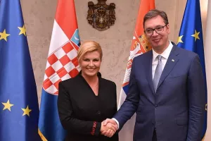 Kolinda Grabar-Kitarović trebala bi do kraja godine u Zagrebu ugostiti Vučića