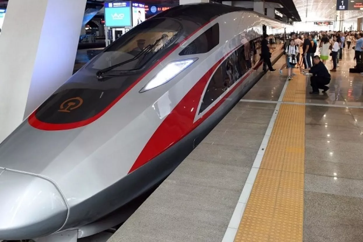VIDEO: Kina ponovno uvodi super brze vlakove Fuxing