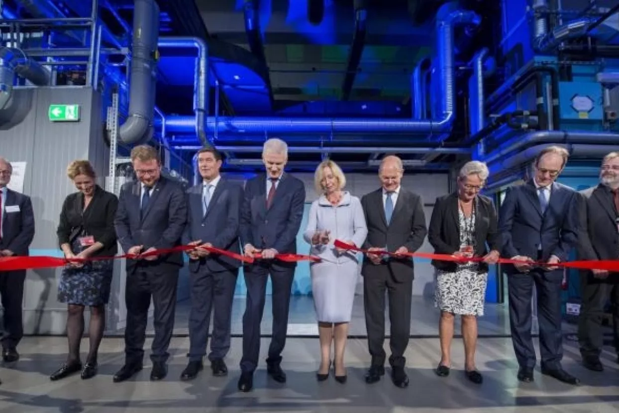 '27.000 bljeskova u sekundi': U Njemačkoj inauguriran najveći i najmoćniji laser na svijetu