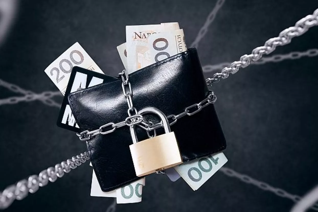 Sindikat: Blokirano pet posto državnih službenika i namještenika