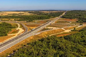 Jurnjava po autocestama u Srbiji skroz neisplativa, uz cestarinu naplaćuju se i 'pristojne' kazne