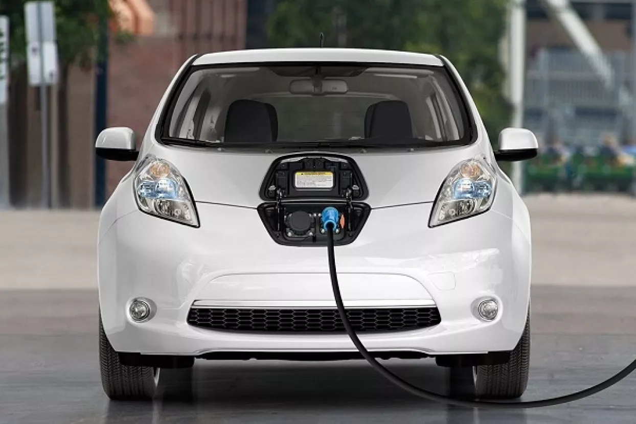 VIDEO: Nissan predstavio Leaf, jeftiniji model električnog automobila