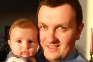 Istraživanje: Novi očevi sve stariji, majke za petama