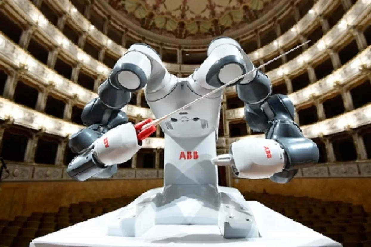 Prva svjetska premijera robota-dirigenta u Italiji