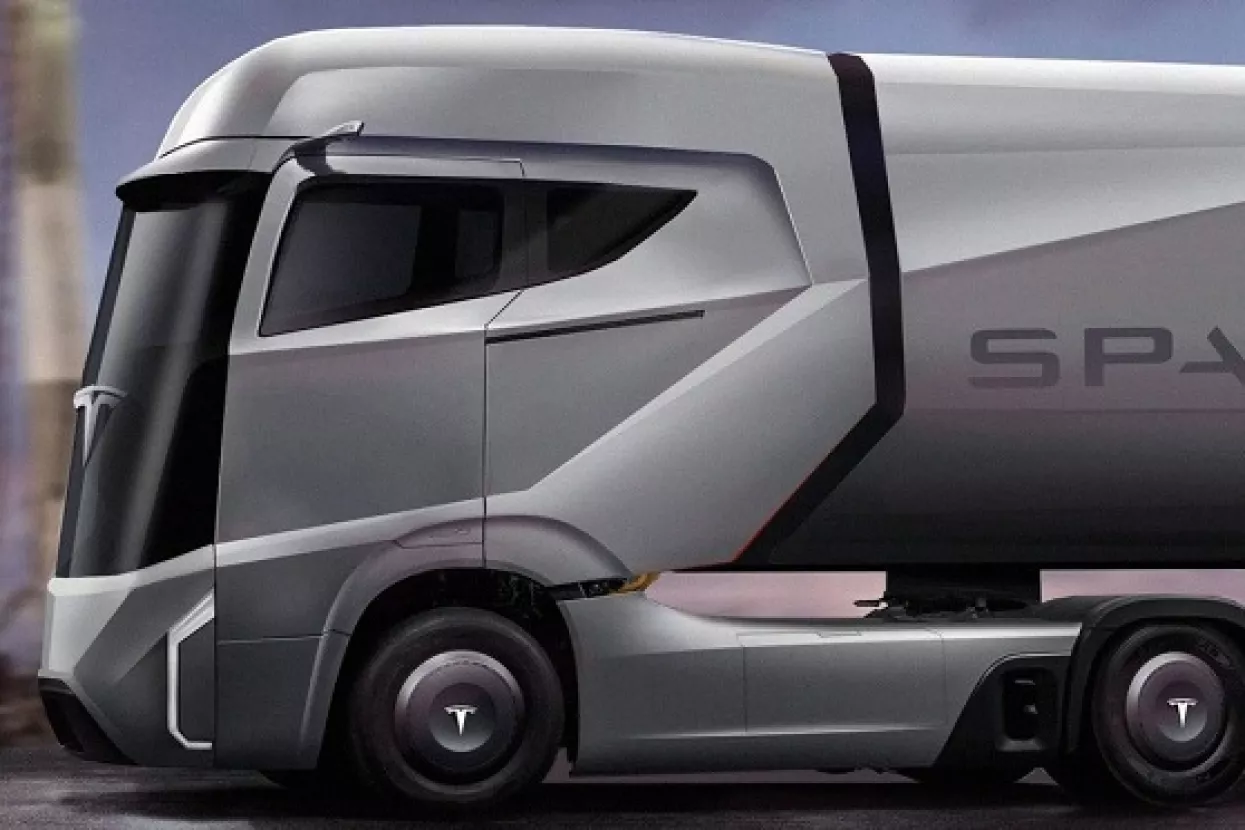 Musk 'pomaknuo' predstavljanje autonomnog električnog kamiona za kraj listopada