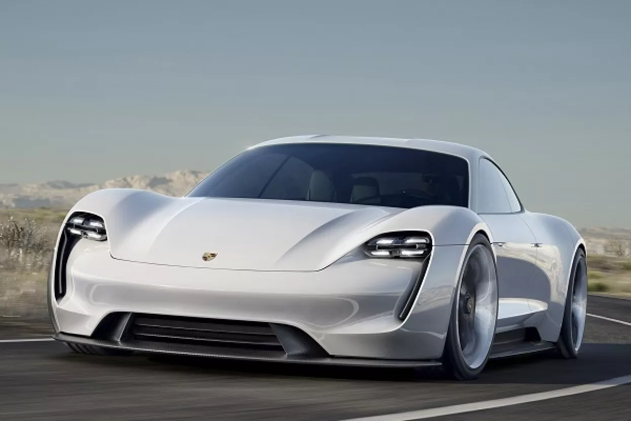 I Porsche predstavio konkurenta Tesli - model Mission E