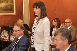 Divjak: Osigurano 400 milijuna kuna više za učitelje, ali važni su i uvjeti rada