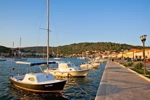 47 milijuna kuna za marinu u Vela Luci