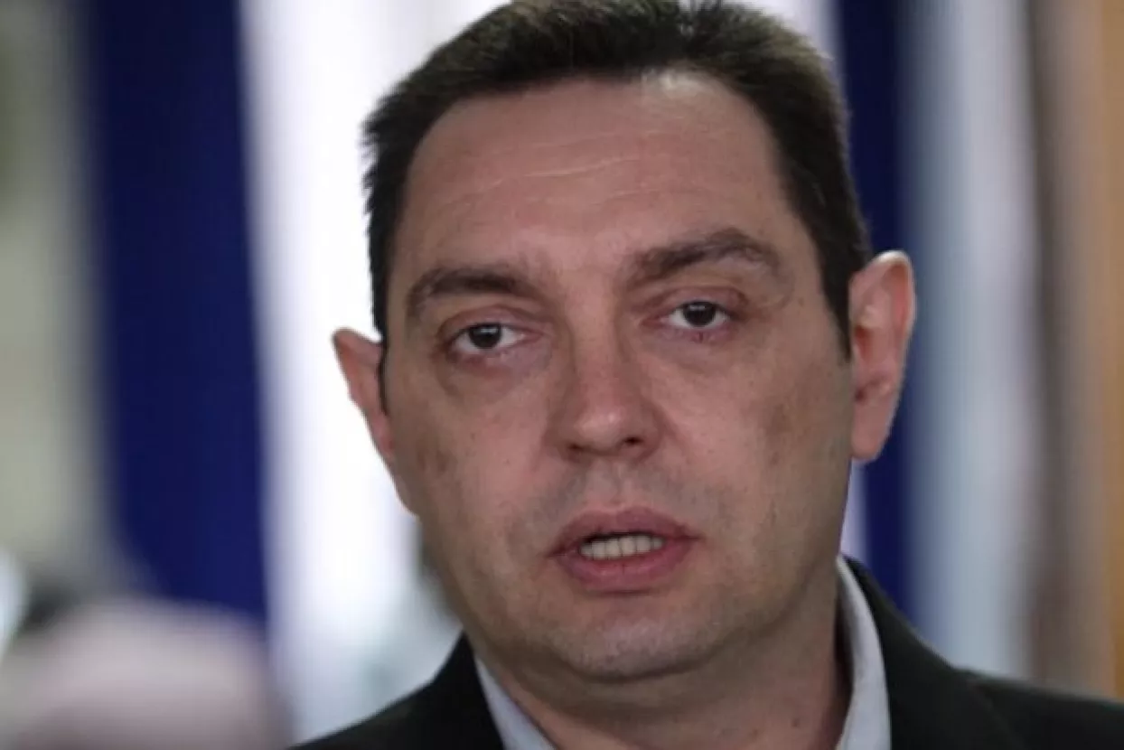 Neuvjerljivi Vulin, 'teta iz Kanade' i stan od 205 tisuća eura zabavljaju Srbiju