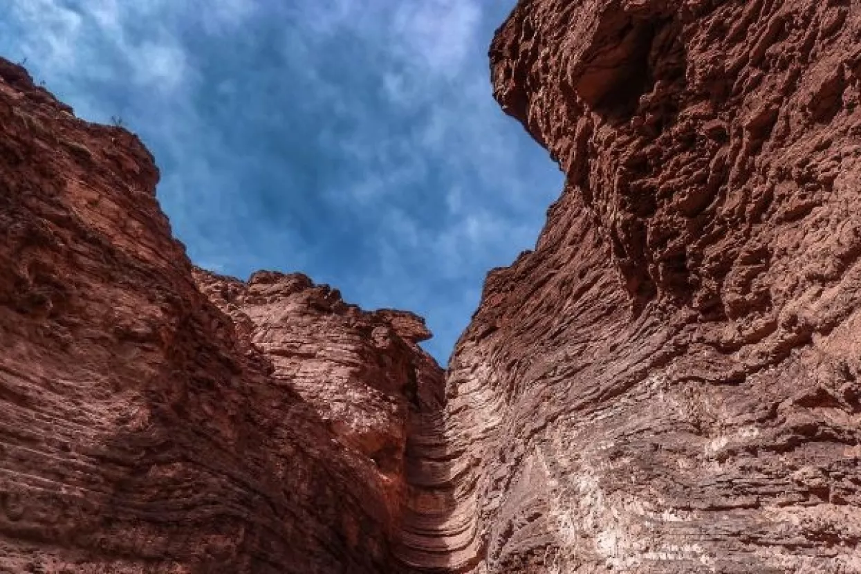 U kanadskim sedimentarnim stijenama najstariji dokaz života na Zemlji