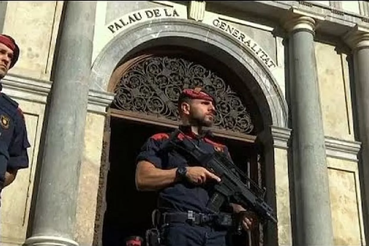 VIDEO: Brutalno gušenje referenduma o neovisnosti Katalonije