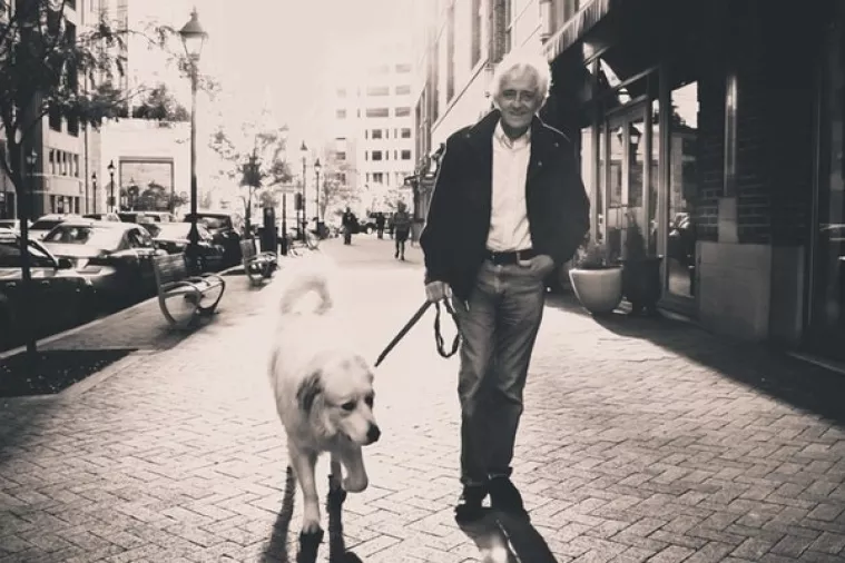 Ako želite ostati u formi i u starijoj životnoj dobi, nabavite psa