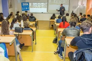 Dubravko Šimenc: Ako želite pomoći Vukovaru kupite kanađanke