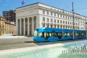 ZET prevezao 0,9 posto više putnika, zaposlio 1.4 posto više radnika