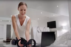 VIDEO: HMD Odyssey - Microsoft i Samsung omogućili 'putovanja bez pomicanja'