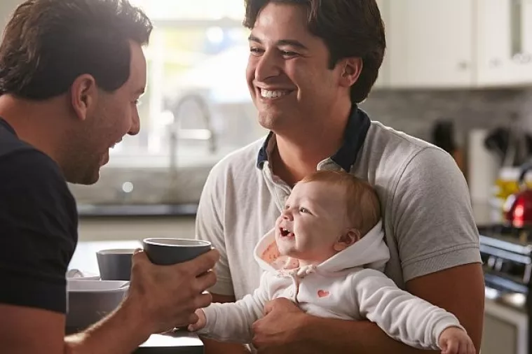 'Brak za sve': Dvojica muškaraca prvi homoseksualni par koji je usvojio dijete u Njemačkoj