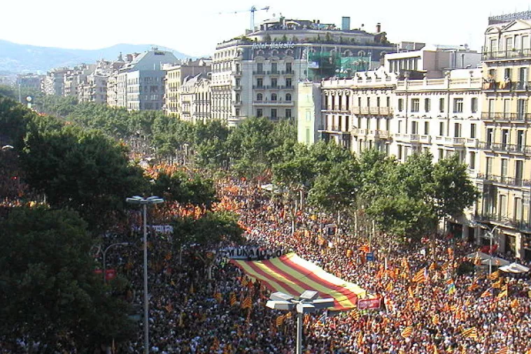 Katalonski separatisti masovno podižu novac iz glavnih banaka