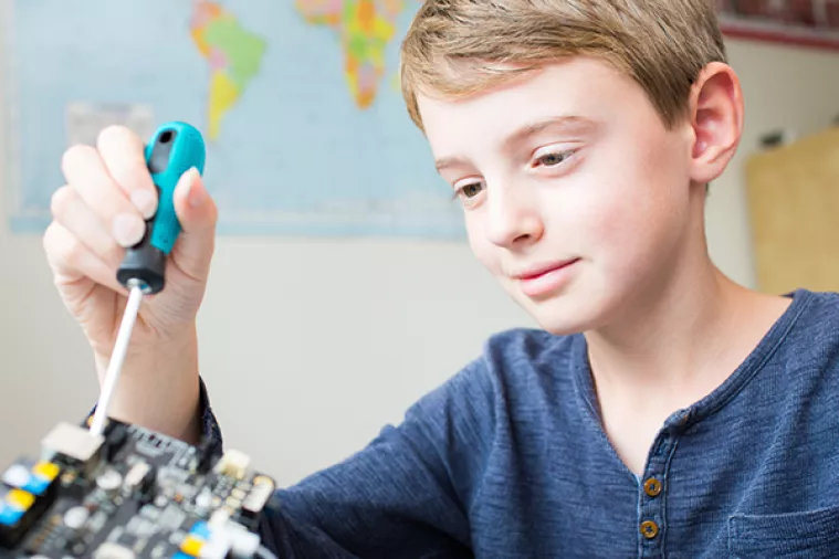 Robotička liga Croatian Makers proširuje se na 500 škola