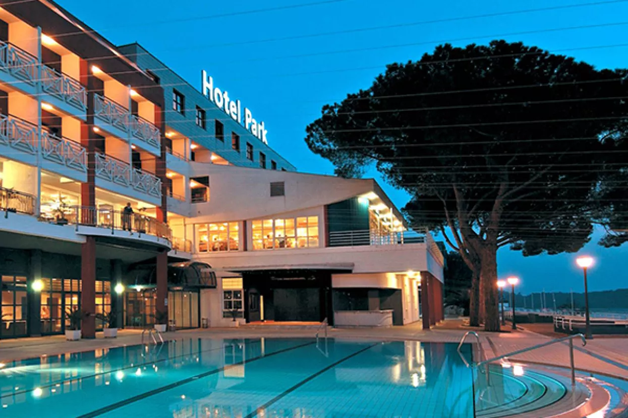 U novom broju Lidera: Građevinari - Zbog manjka operative do ljeta neće biti sagrađen svaki treći hotel