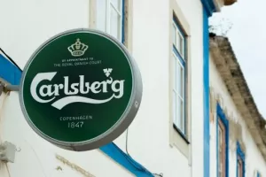 Loše vremenske prilike pritisnule Carlsbergove prihode u trećem tromjesečju