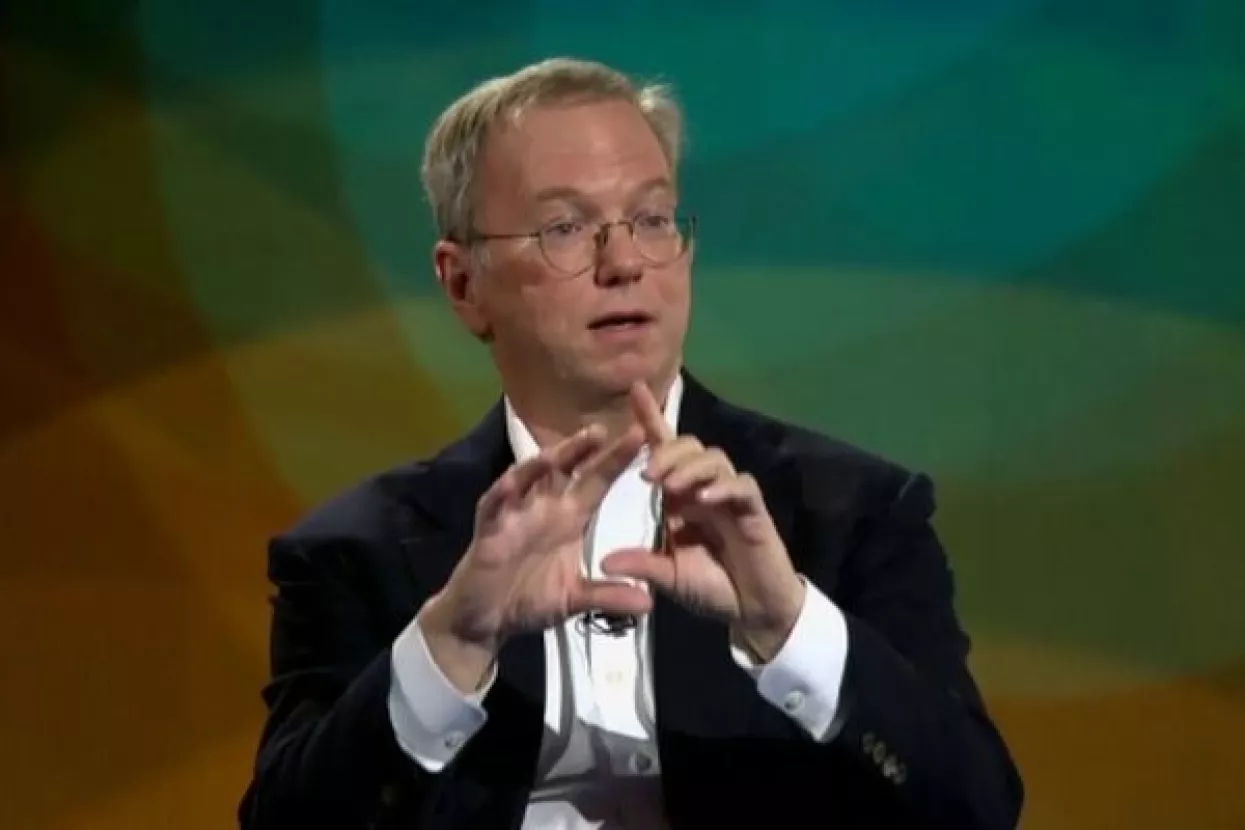 Predsjednik Alphabeta: Kina će do 2030. postati lider u razvoju umjetne inteligencije