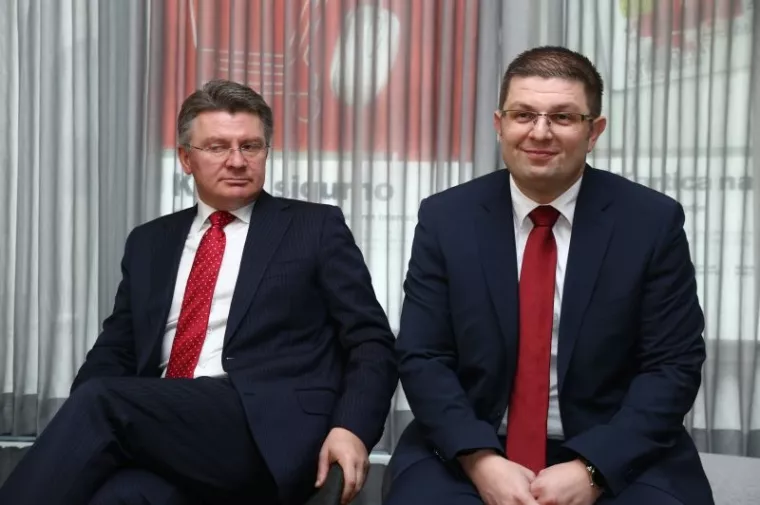 FOTO: HPB predstavio uslugu podizanja gotovine mobitelom