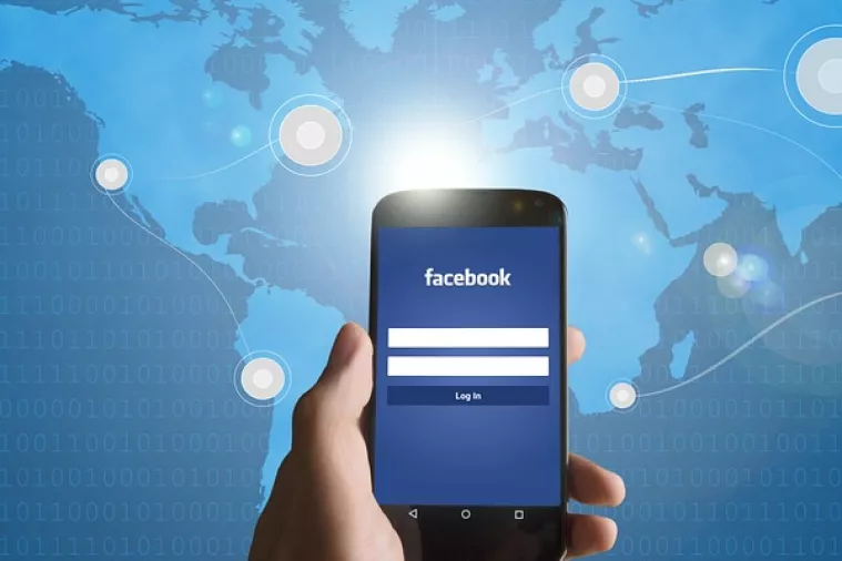 Facebook prepoznao i priznao oko 270 milijuna lažnih korisnika