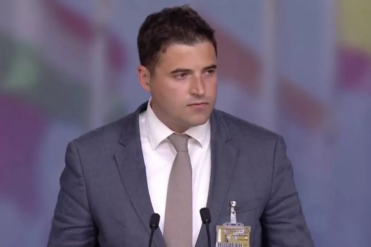 VIDEO: Bernardić nabacio 'trgovačku većinu i Titanik vladu', užario Sabor