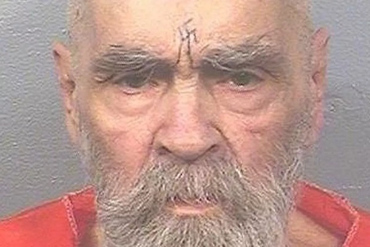 Umro je Charles Manson