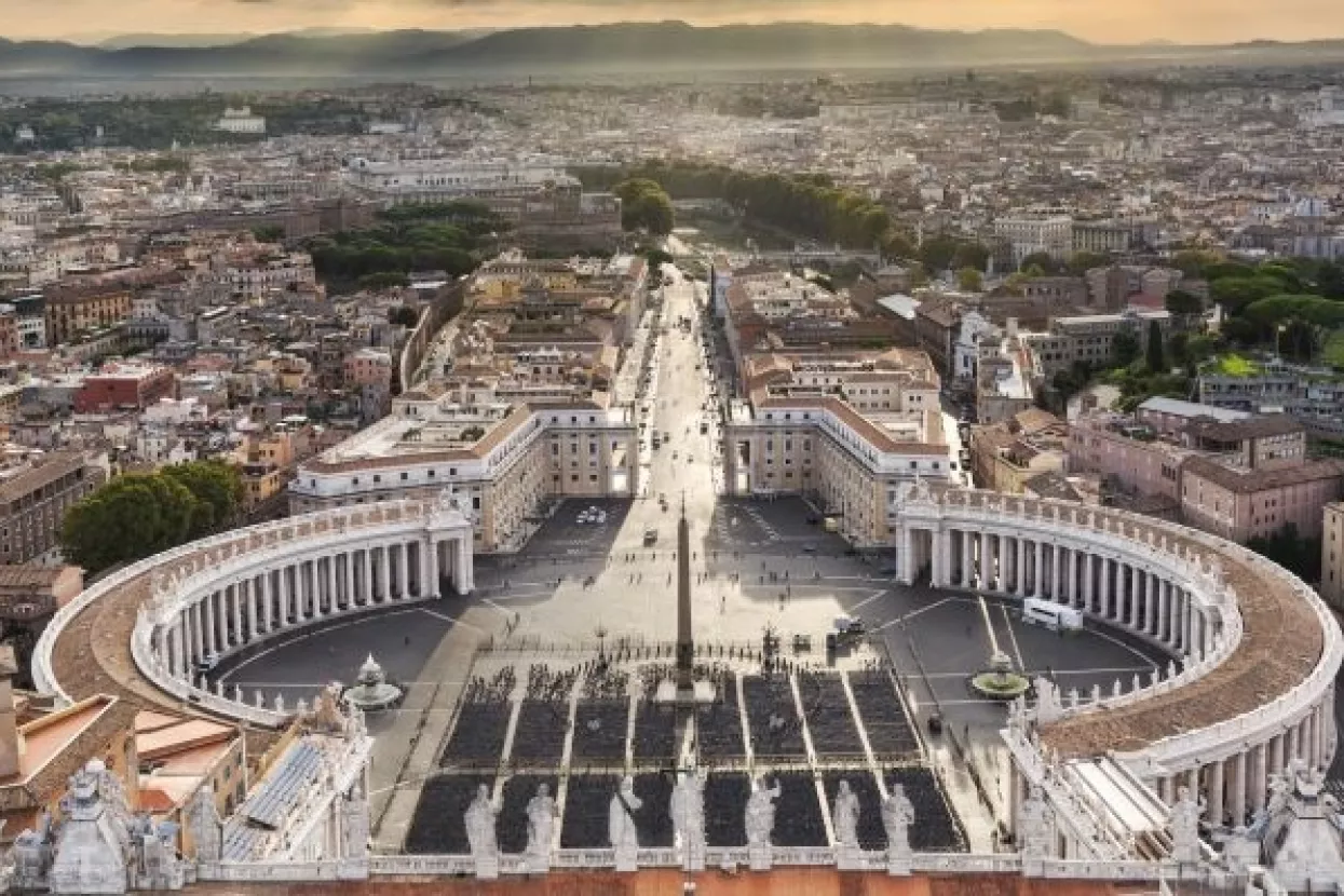 'Istočni grijeh': Tajni računi Majke Tereze i zlostavljanja mladih sjemeništaraca