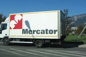 Monetizacija Merkatorovih trgovina: Prodaja pa najam trgovačkih centara