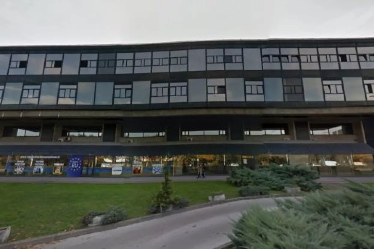 Ministarstvo gospodarstva vatrogascima dodijelilo mobilne pumpe, a Caritasu pomoć