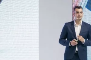 Victor Dragnea: Zamišljamo da će AI u pametnim telefonima postati životni partner