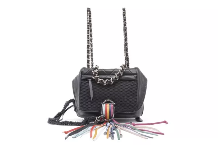 Idealan spoj stila i dizajna: Ekskluzivna capsule kolekcija Paule Cademartori i Diesela