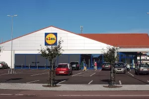 Tri slobodna blagdanska dana za zaposlenike Lidla