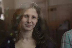 Zbog 'sudjelovanja u neodobrenom prosvjedu' privedena članica Pussy Riota