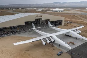 Najveći zrakoplov na svijetu testiran na pisti