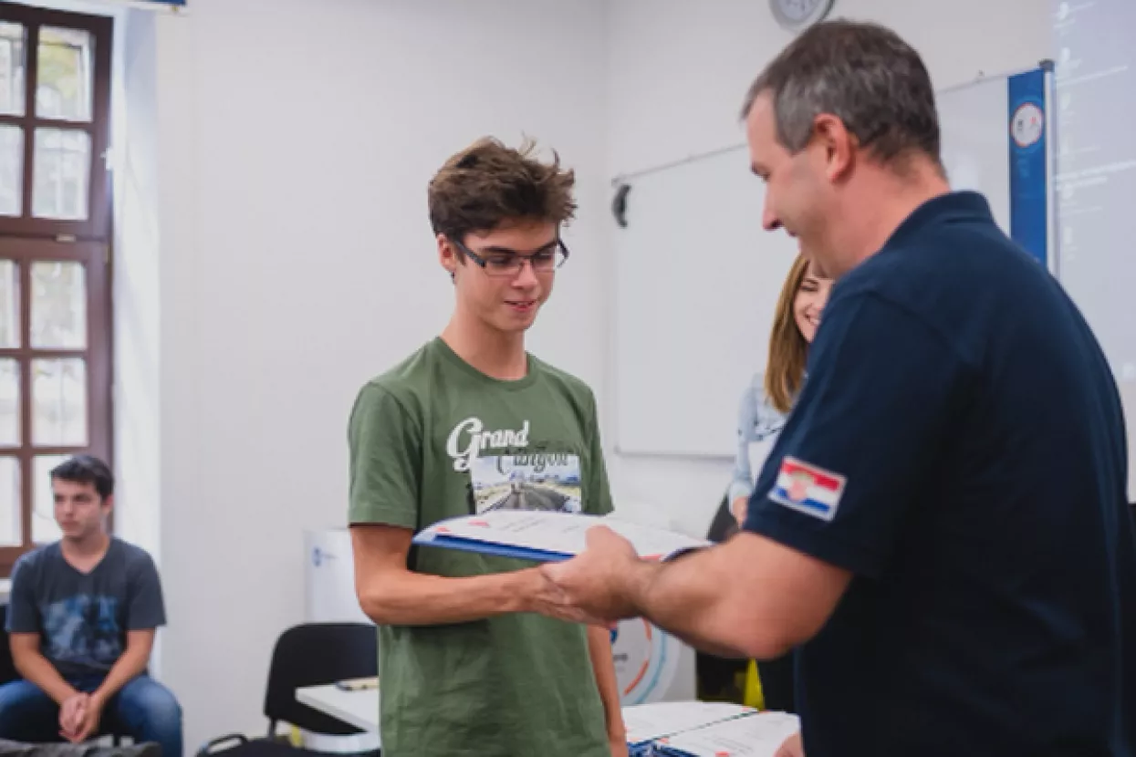 Innovation Academy projekt: Prva zimska škola za srednjoškolce