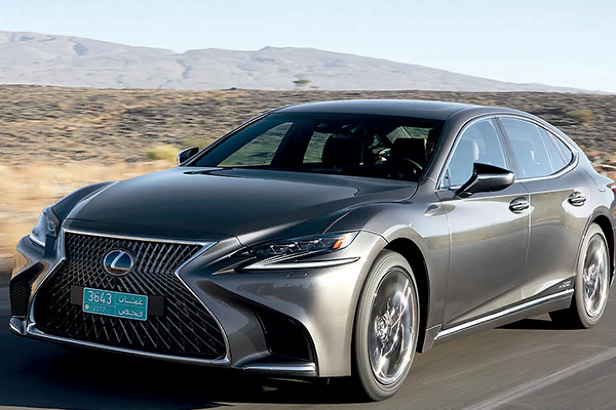 FOTO/VIDEO: Lexus LS je već 30 godina u vrhu premium vozila