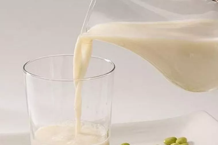 Lactalis iz prodaje povukao 12 miljuna kutija mlijeka u prahu za dojenčad zbog salmonele